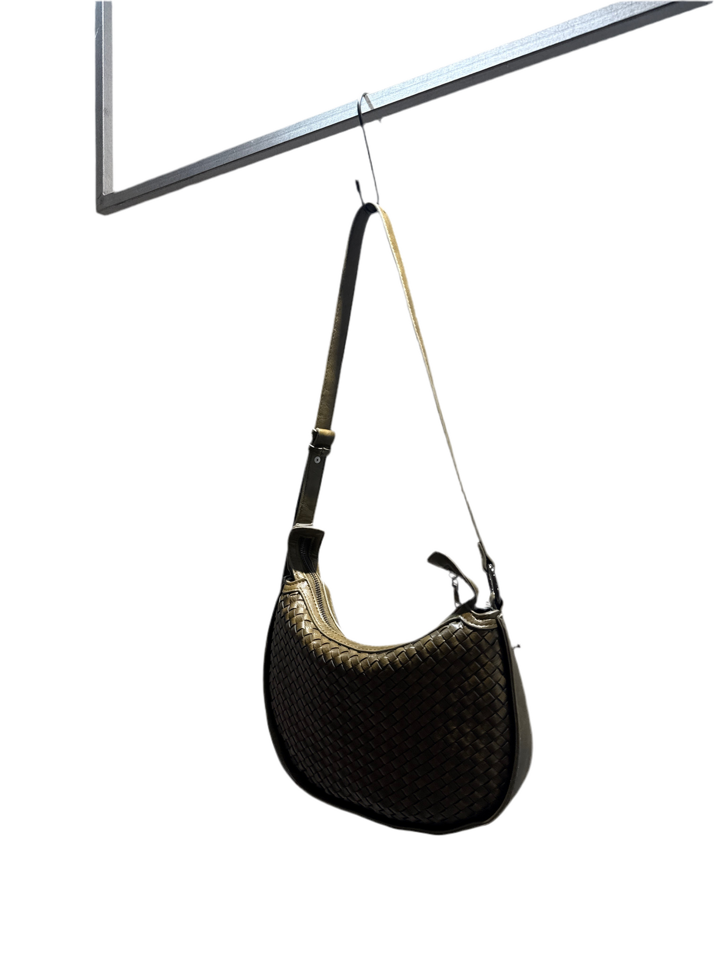 Borsa a spalla intrecciata donna – hobo bag in pelle con tracolla regolabile