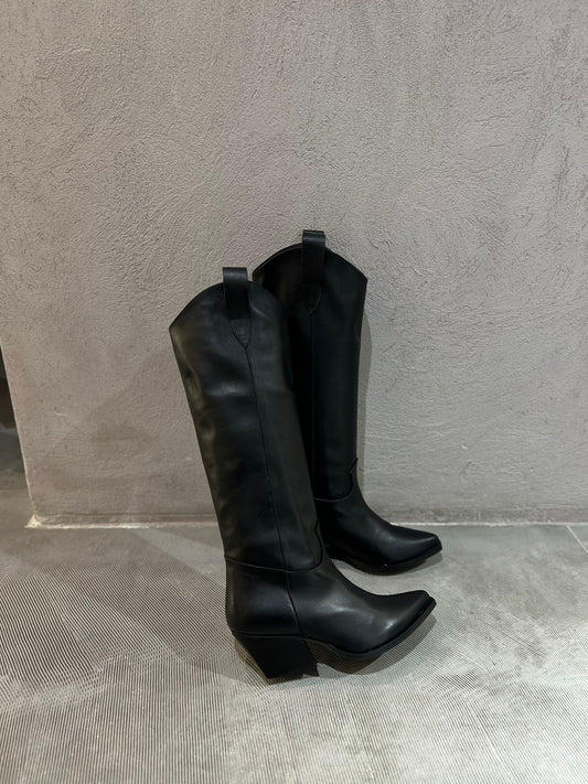 Stivali Donna in Vera Pelle Nera – Tacco Largo e Punta Sfilata Stile Texano