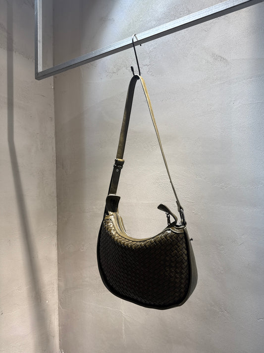 Borsa a spalla intrecciata donna – hobo bag in pelle con tracolla regolabile
