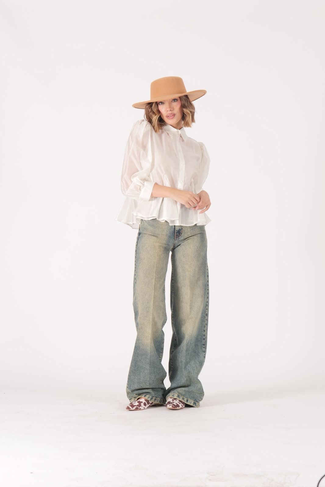 Camicia bianca in organza trasparente – Blusa donna elegante a maniche ampie