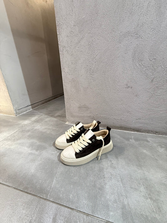 Sneakers basse marrone testa di moro in camoscio con suola chunky