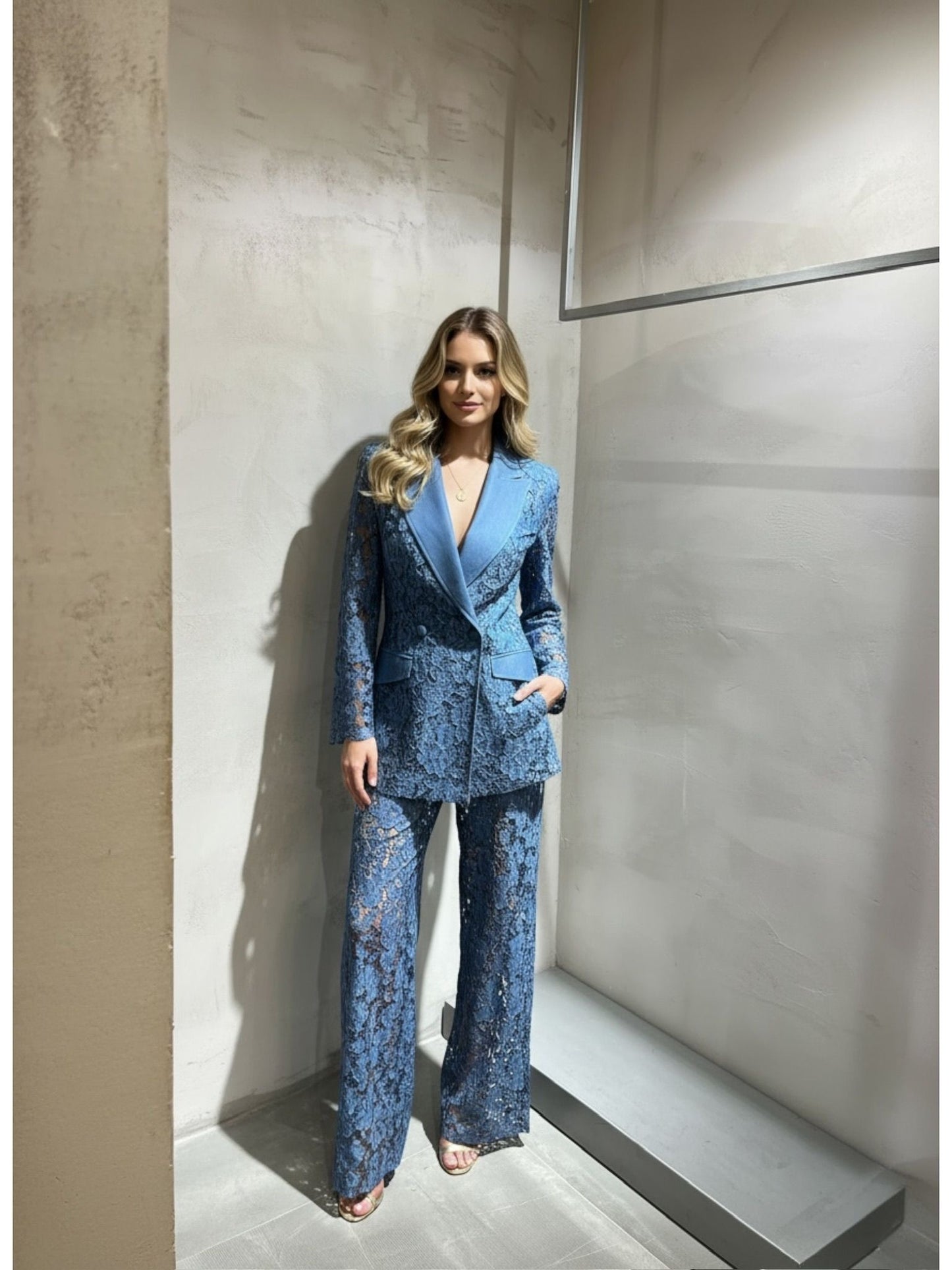 tailleur in pizzo