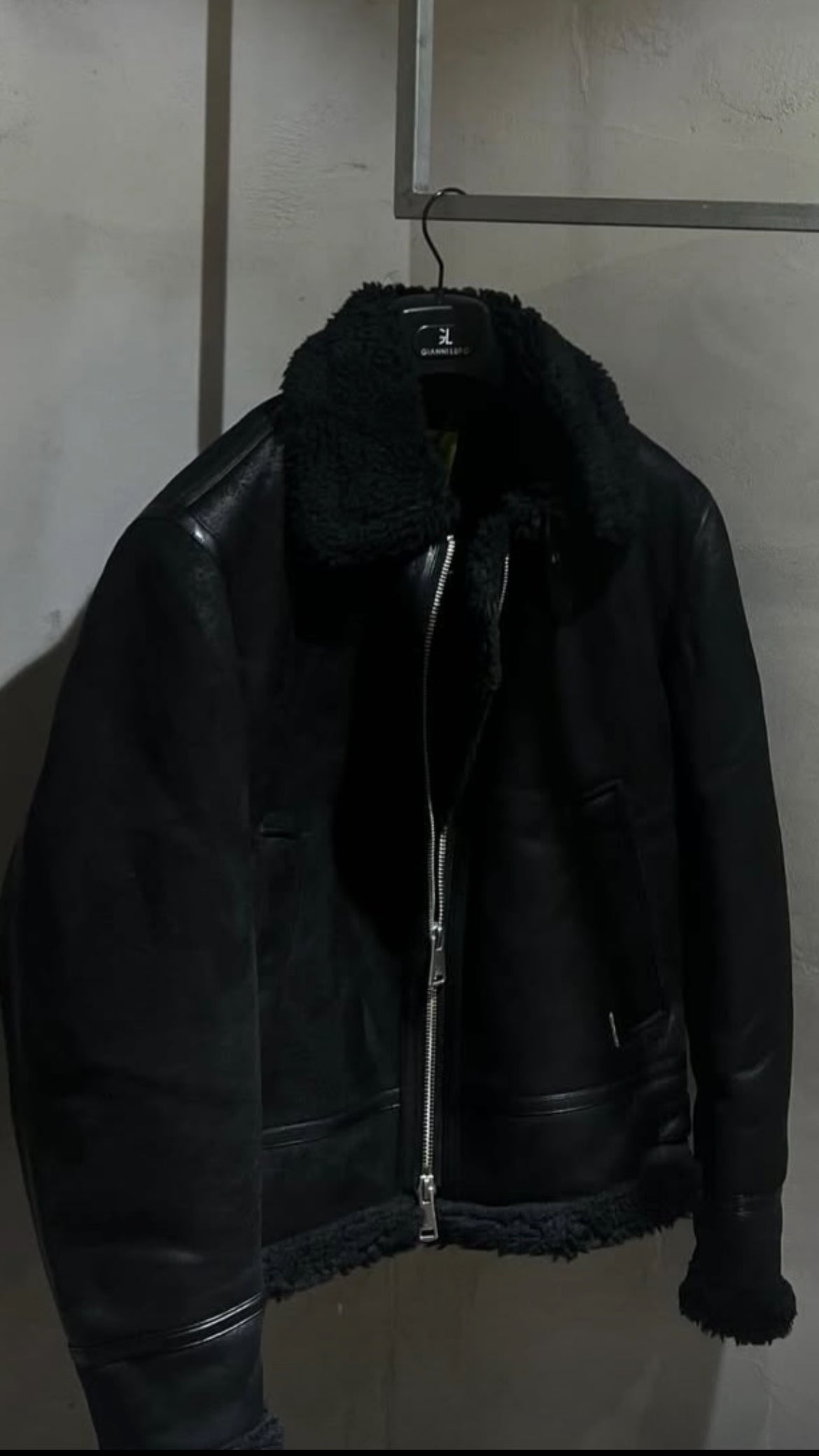 Giacca Aviatore in Pelle Nera con Interno in Shearling