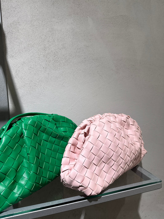 Clutch Intrecciata in Ecopelle – Verde / Rosa