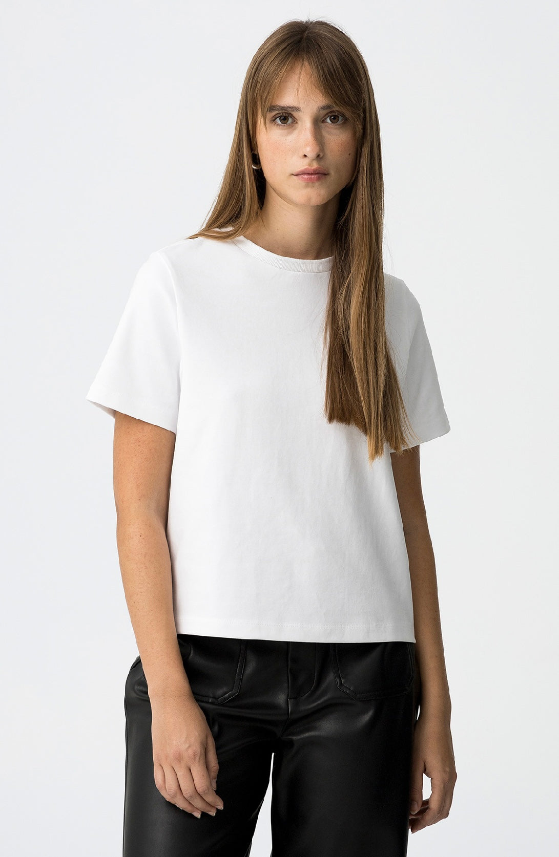 T-shirt bianca donna basic – maglia girocollo a maniche corte