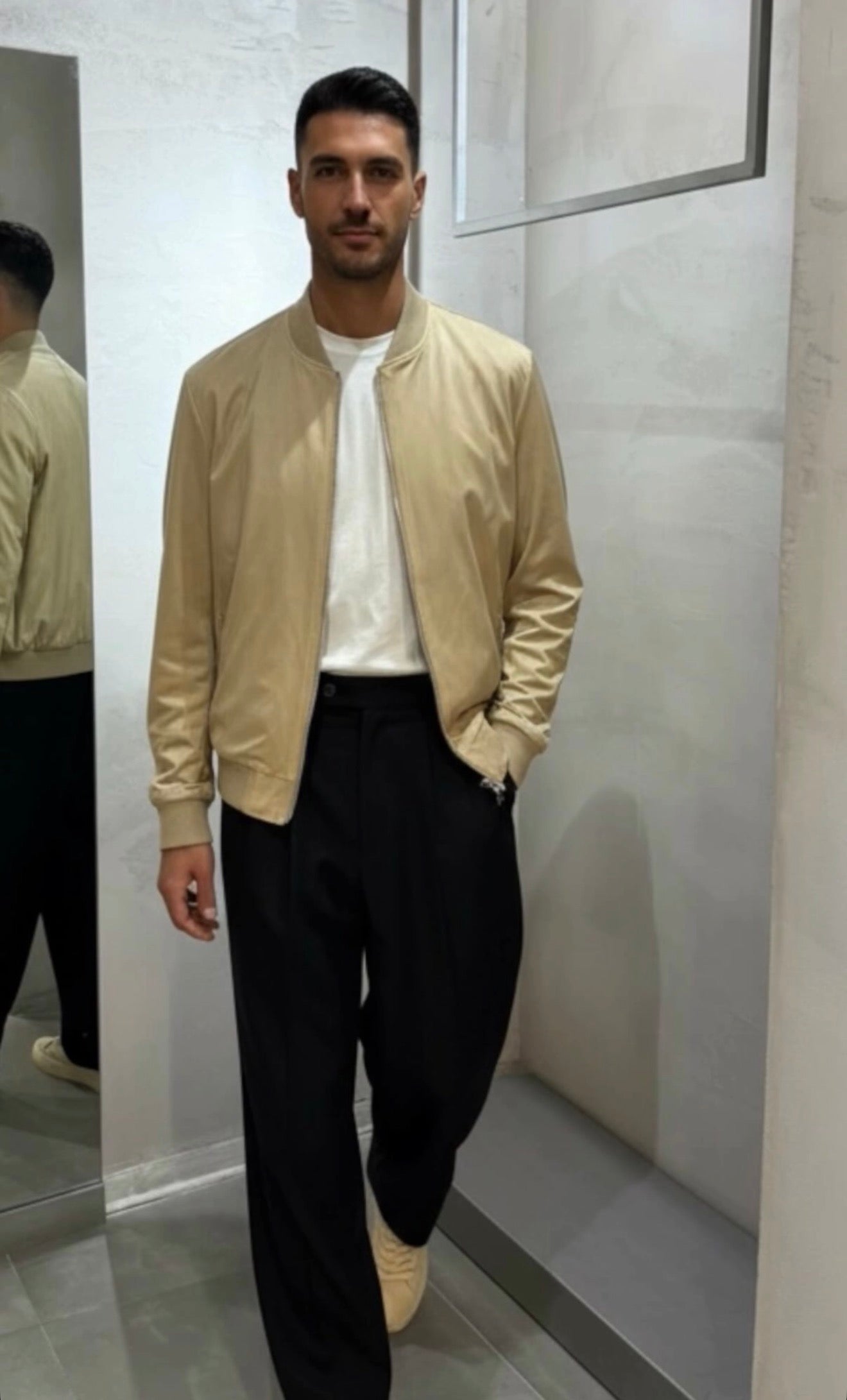 Giubbotto Bomber beige in camoscio