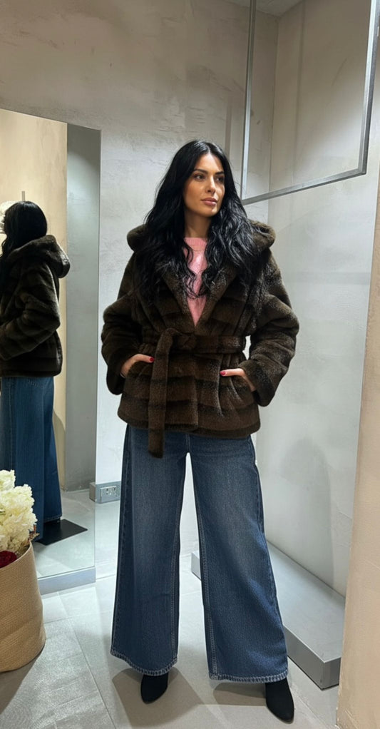 Pelliccia Eco Luxury Soft – Cappotto corto con cintura