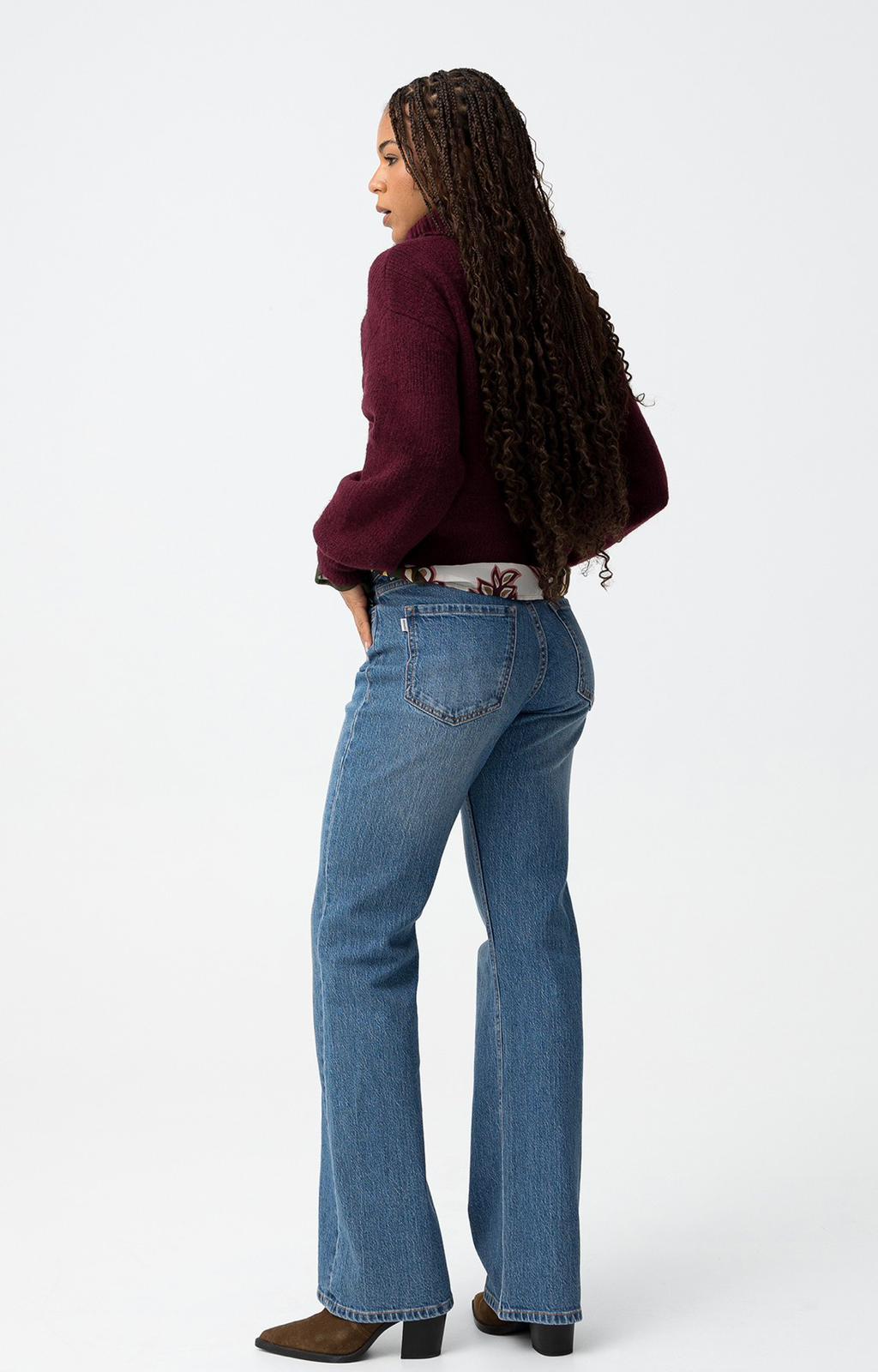 Jeans taglio a zampa